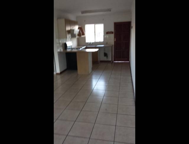 2 BEDROOM APARTMENT FOR SALE IN BEYERS PARK